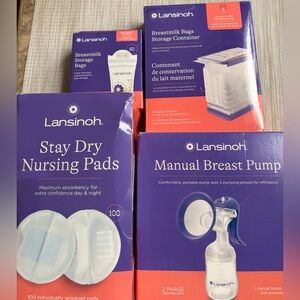 Lansinoh Nursing Essentials Set